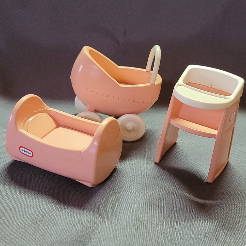 Little tikes doll house toys